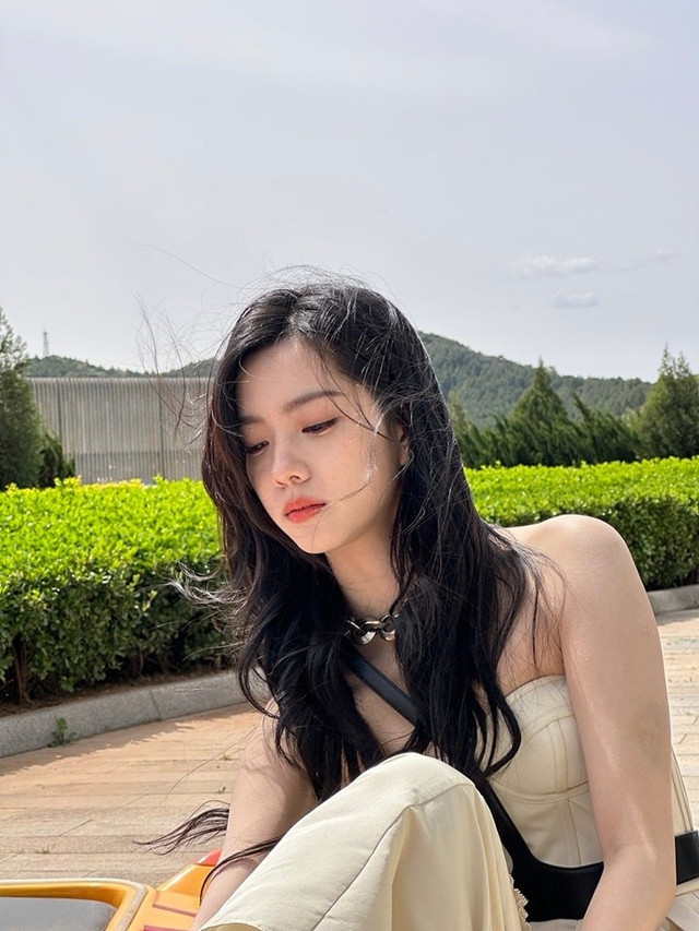 Nhan sắc Hoàng Dung 'Anh hùng xạ điêu' hút 200 triệu lượt xem - Hình 15 Nhan sac Hoang Dung 'Anh hung xa dieu' hut 200 trieu luot xem-Hinh-15