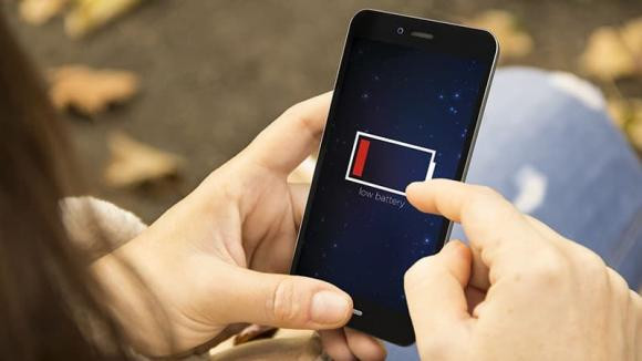 Vì sao khi thời tiết lạnh, pin điện thoại sụt nhanh hơn? Mẹo khắc phục Vi sao khi thoi tiet lanh, pin dien thoai sut nhanh hon? Meo khac phuc