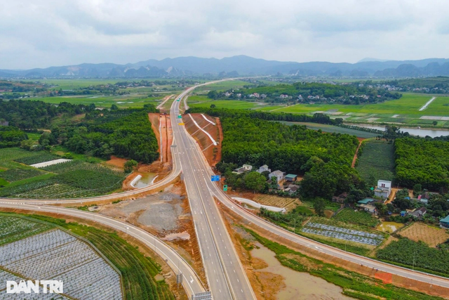 Thủ tướng yêu cầu giải trình việc thi công cao tốc làm hỏng đường dân sinh - Hình 3 Thu tuong yeu cau giai trinh viec thi cong cao toc lam hong duong dan sinh-Hinh-3