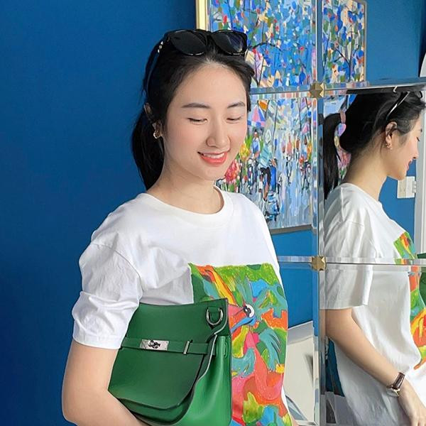 Hoa hậu Trần Thu Ngân sau 7 năm đăng quang giờ làm gì, ở đâu? - Hình 3 Hoa hau Tran Thu Ngan sau 7 nam dang quang gio lam gi, o dau?-Hinh-3