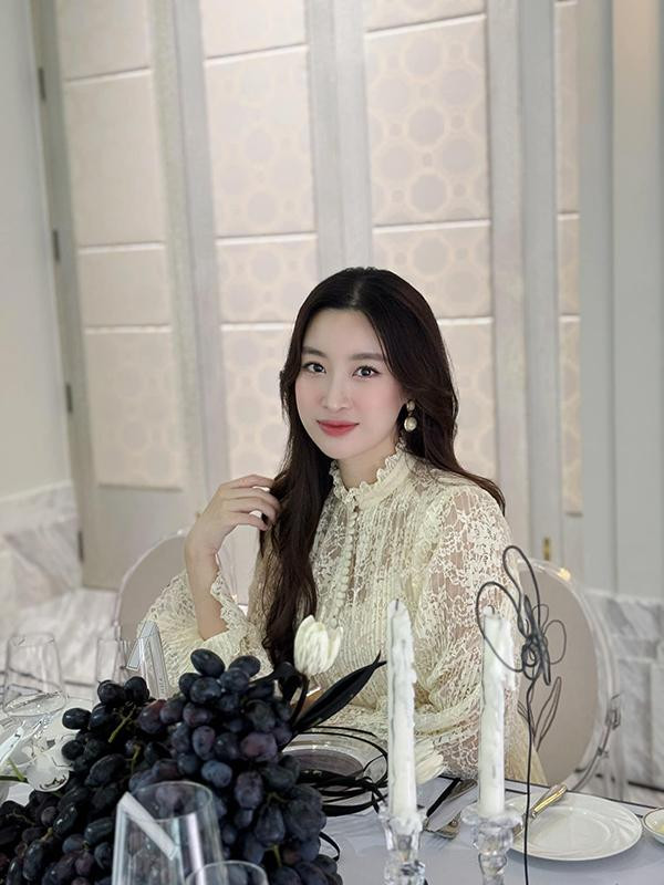 Chồng Hoa hậu Đỗ Mỹ Linh 'bóc phốt' hình ảnh xinh đẹp của vợ Chong Hoa hau Do My Linh 'boc phot' hinh anh xinh dep cua vo