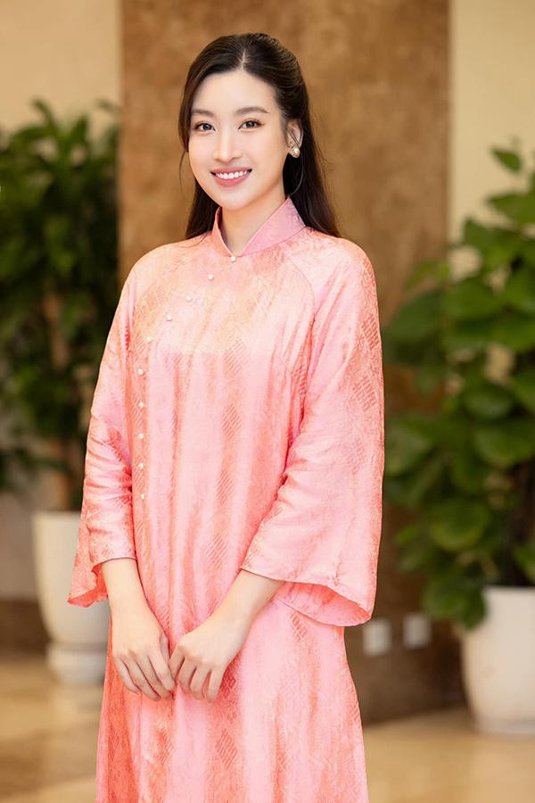 Chồng Hoa hậu Đỗ Mỹ Linh 'bóc phốt' hình ảnh xinh đẹp của vợ - Hình 6 Chong Hoa hau Do My Linh 'boc phot' hinh anh xinh dep cua vo-Hinh-6