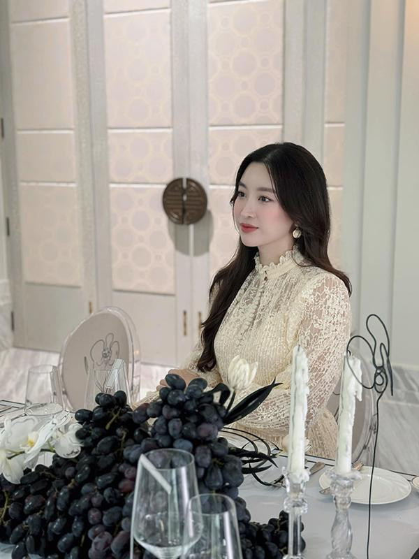 Chồng Hoa hậu Đỗ Mỹ Linh 'bóc phốt' hình ảnh xinh đẹp của vợ - Hình 4 Chong Hoa hau Do My Linh 'boc phot' hinh anh xinh dep cua vo-Hinh-4