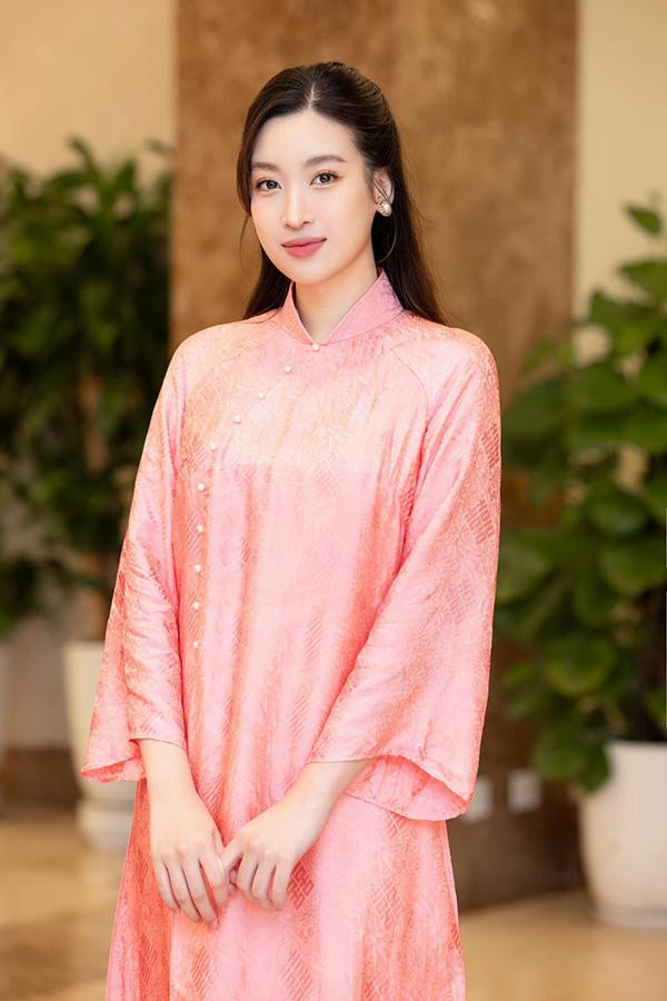 Chồng Hoa hậu Đỗ Mỹ Linh 'bóc phốt' hình ảnh xinh đẹp của vợ - Hình 7 Chong Hoa hau Do My Linh 'boc phot' hinh anh xinh dep cua vo-Hinh-7
