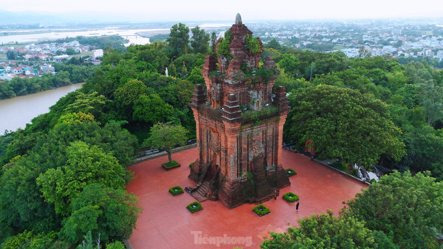 Tháp Nhạn - Phú Yên, chứng tích cổ ngàn tuổi kết nối quá khứ và hiện tại Thap Nhan - Phu Yen, chung tich co ngan tuoi ket noi qua khu va hien tai