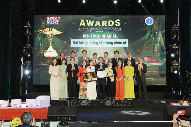 10 công trình tiêu biểu được trao Giải "Thành tựu y khoa Việt Nam" năm 2022 - Hình 2 10 cong trinh tieu bieu duoc trao Giai
