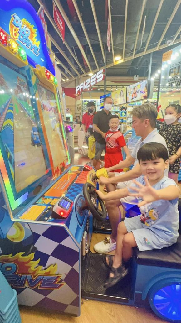 Xem nhà như khách sạn, Đàm Vĩnh Hưng thay đổi vì lí do này - Hình 5 Xem nha nhu khach san, Dam Vinh Hung thay doi vi li do nay-Hinh-5