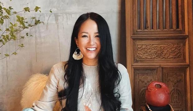 Diva Hồng Nhung bị chê "photoshop phát sợ" vì gương mặt khác lạ - Hình 5 Diva Hong Nhung bi che