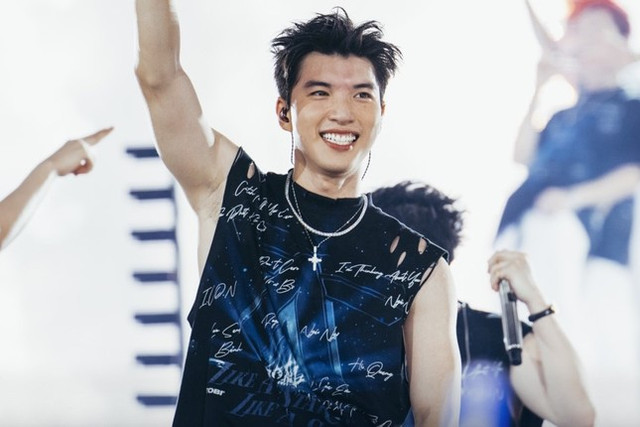 Cục trưởng Xuân Bắc nói về hiệu quả kinh tế hai show anh trai - Hình 3 Cuc truong Xuan Bac noi ve hieu qua kinh te hai show anh trai-Hinh-3