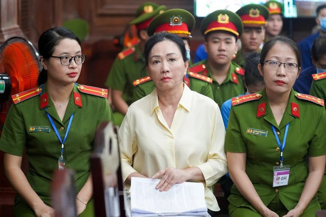 Ngân hàng SCB được 5 tổ thanh tra bao che như thế nào? - Hình 3 Ngan hang SCB duoc 5 to thanh tra bao che nhu the nao?-Hinh-3