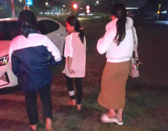 Hành trình giải cứu 2 nữ sinh nghi bị dụ dỗ bỏ nhà đi - Hình 2 Hanh trinh giai cuu 2 nu sinh nghi bi du do bo nha di-Hinh-2