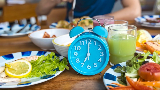 Ăn tối trước 19h đem lại lợi ích đáng ngạc nhiên An toi truoc 19h dem lai loi ich dang ngac nhien