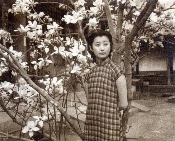 “Cách cách đẹp nhất” nhà Thanh: 90 tuổi chết trong viện dưỡng lão “Cach cach dep nhat” nha Thanh: 90 tuoi chet trong vien duong lao