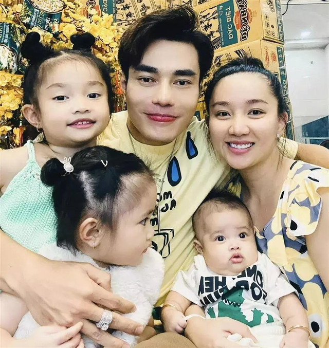 Lê Dương Bảo Lâm facetime đối đáp bà xã chuyện "ghen Midu" - Hình 6 Le Duong Bao Lam facetime doi dap ba xa chuyen