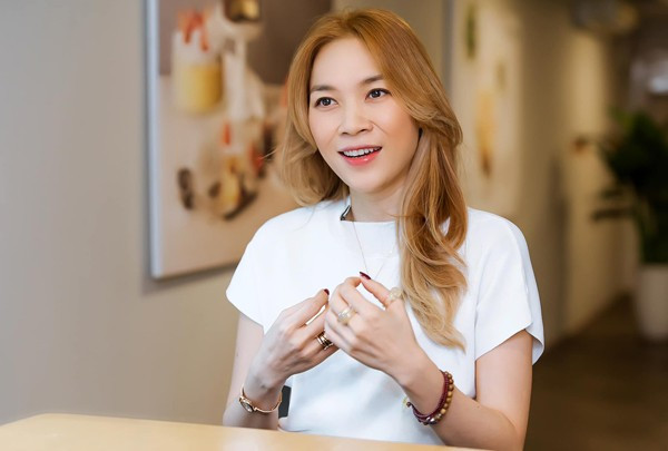 Ngoài 40 tuổi, vì sao nhan sắc Mỹ Tâm vẫn trẻ hơn tuổi? - Hình 2 Ngoai 40 tuoi, vi sao nhan sac My Tam van tre hon tuoi?-Hinh-2