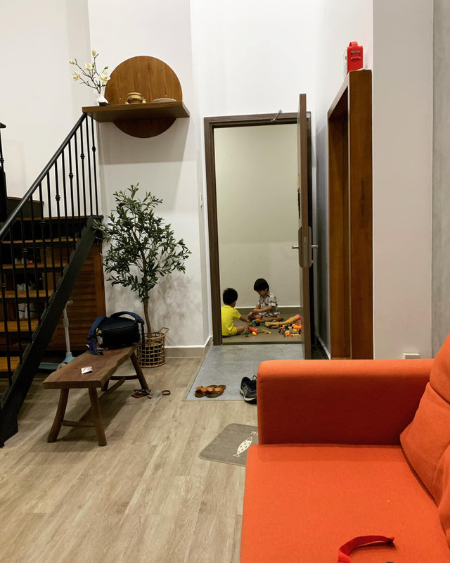 Căn hộ Duplex diện tích nhỏ hóa không gian bình yên, ngập ánh sáng - Hình 7 Can ho Duplex dien tich nho hoa khong gian binh yen, ngap anh sang-Hinh-7