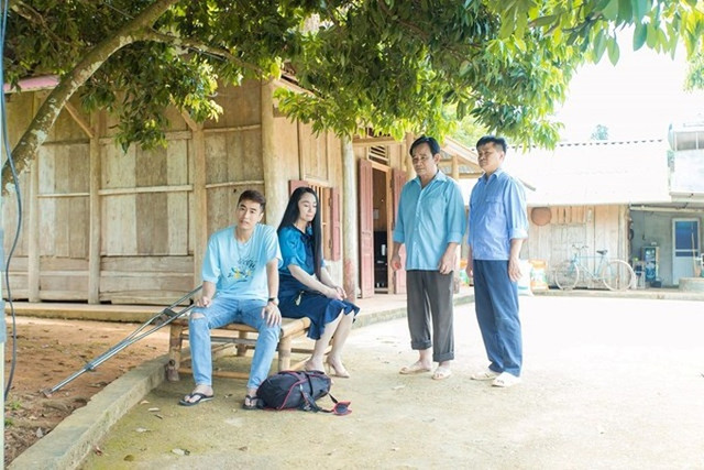 Đạo diễn Mai Long tiết lộ cát-xê của Xuân Hinh, Thanh Thanh Hiền - Hình 2 Dao dien Mai Long tiet lo cat-xe cua Xuan Hinh, Thanh Thanh Hien-Hinh-2