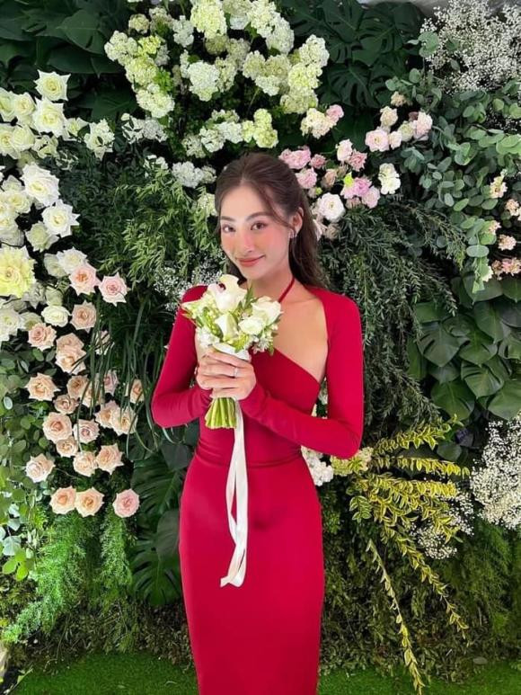 Sao Việt bắt được hoa cưới nhanh chóng “chốt đơn” - Hình 12 Sao Viet bat duoc hoa cuoi nhanh chong “chot don”-Hinh-12