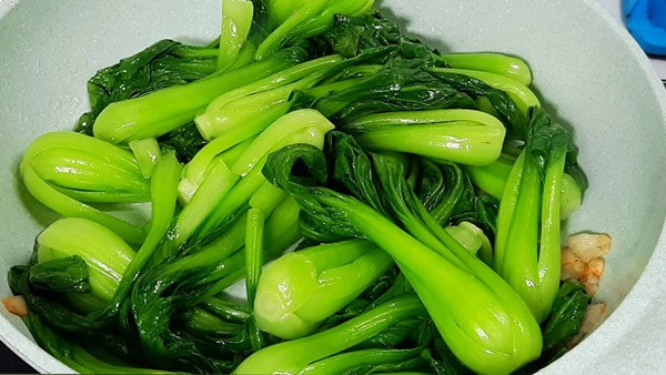 5 món rau củ ăn để cấp ẩm da và ngừa ung thư - Hình 2 5 mon rau cu an de cap am da va ngua ung thu-Hinh-2