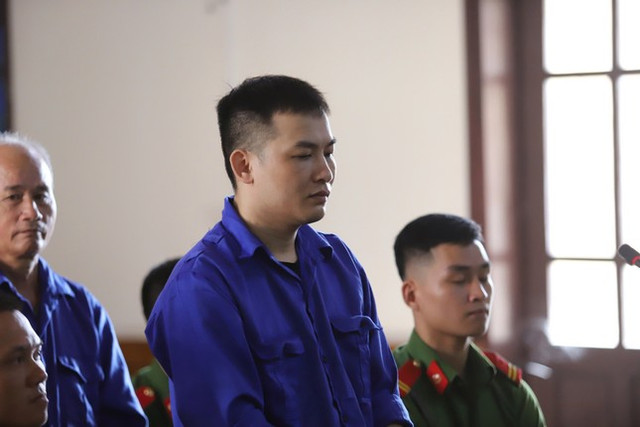 Hai cựu công an lĩnh án 33 năm tù vì buôn bán ma túy - Hình 2 Hai cuu cong an linh an 33 nam tu vi buon ban ma tuy-Hinh-2