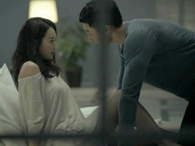 Hận chồng một lần ăn vụng, người vợ quyết định trả thù Han chong mot lan an vung, nguoi vo quyet dinh tra thu