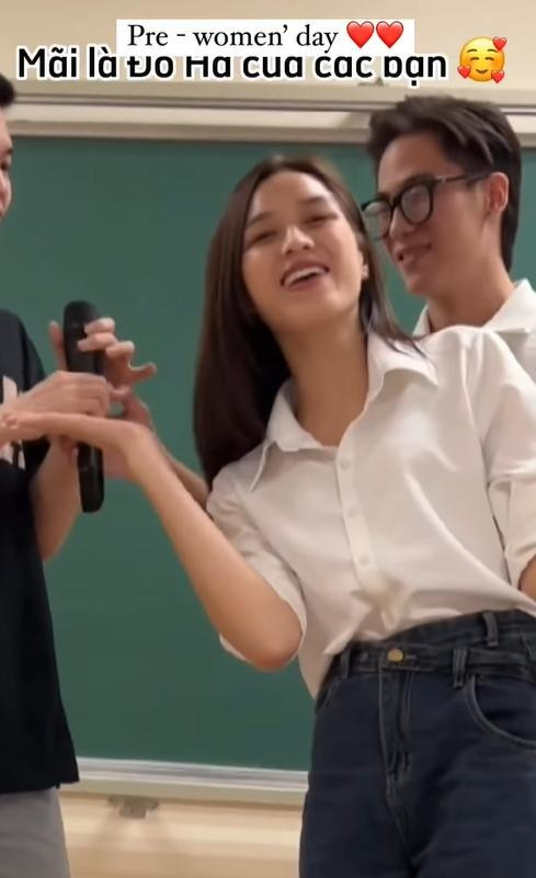 Đỗ Thị Hà đánh mất body trước thềm chuyển giao vương miện Hoa hậu Do Thi Ha danh mat body truoc them chuyen giao vuong mien Hoa hau
