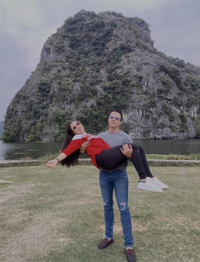"Vua cá Koi" khó hiểu vì chiếc túi hiệu mua "đựng trứng" của vợ - Hình 6
