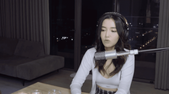 Bích Phương tiết lộ bản thân từng 'cắm sừng' người cũ - Hình 3 Bich Phuong tiet lo ban than tung 'cam sung' nguoi cu-Hinh-3