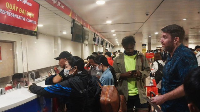 Delay 9 giờ dù mua vé máy bay hết 18 triệu đồng - Hình 4 Delay 9 gio du mua ve may bay het 18 trieu dong-Hinh-4