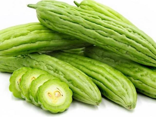 Thực phẩm đại kị với mướp đắng chớ dại dùng chung kẻo rước bệnh Thuc pham dai ki voi muop dang cho dai dung chung keo ruoc benh