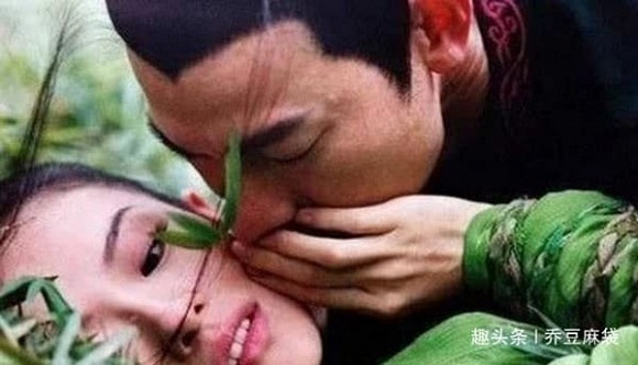 Cảnh hôn cay đắng nhất của Chương Tử Di với Lưu Đức Hoa Canh hon cay dang nhat cua Chuong Tu Di voi Luu Duc Hoa