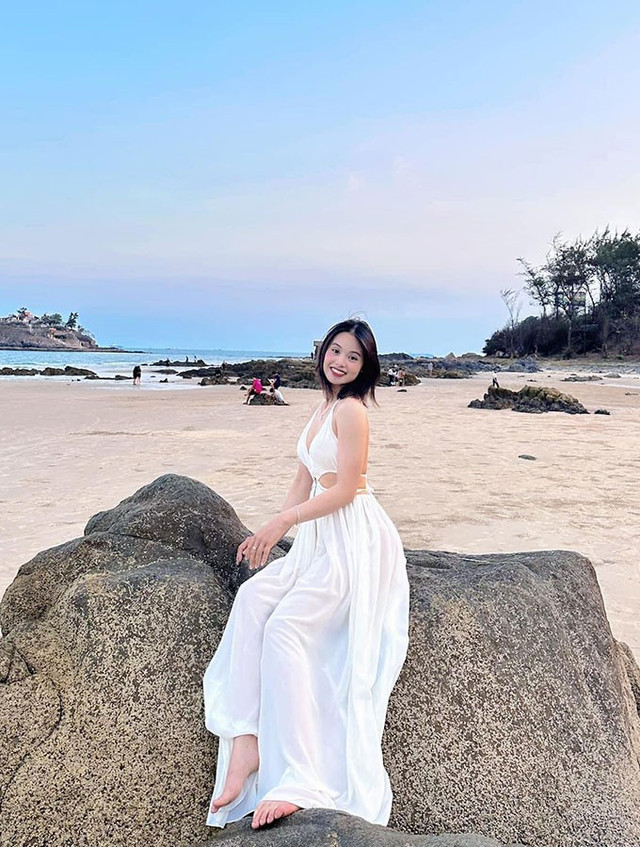 Nữ cung thủ Việt Nam khoe dáng cực 'cháy' trên bãi biển - Hình 6 Nu cung thu Viet Nam khoe dang cuc 'chay' tren bai bien-Hinh-6