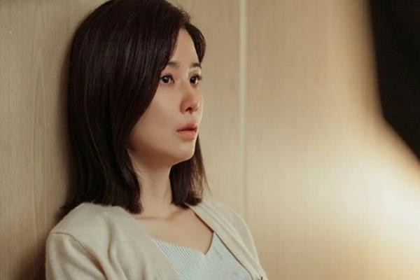 Đứng giữa chồng cũ và bạn trai, tôi không biết nên chọn ai Dung giua chong cu va ban trai, toi khong biet nen chon ai
