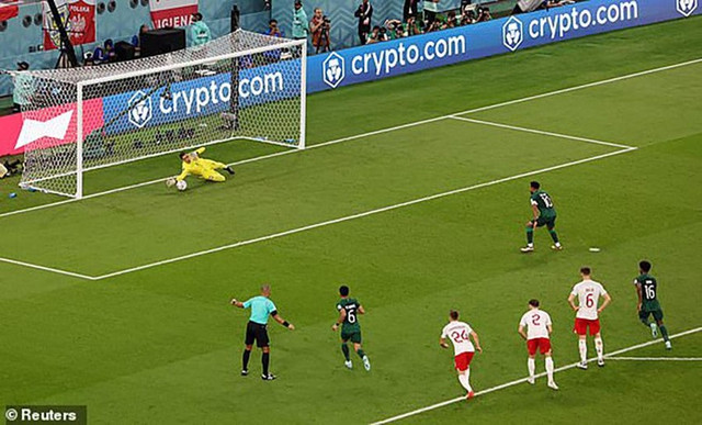 Ba Lan 2-0 Saudi Arabia: "Lewi" đã khóc với bàn thắng - Hình 2 Ba Lan 2-0 Saudi Arabia: