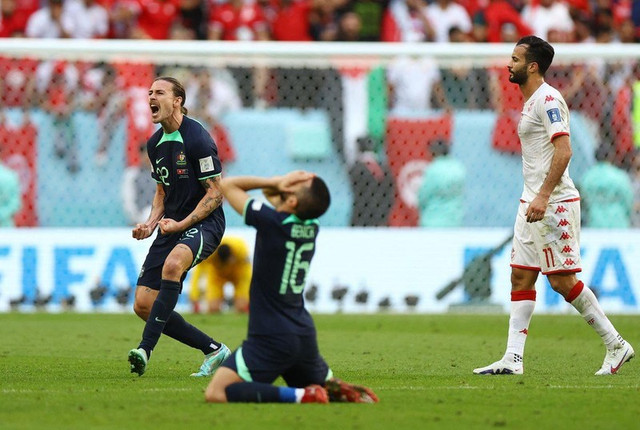 Tunisia 0-1 Australia: Nuôi tiếp hi vọng đi tiếp Tunisia 0-1 Australia: Nuoi tiep hi vong di tiep