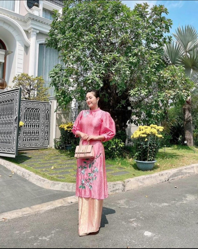 Bảo Thy gây choáng váng với phần trang trí Giáng sinh Bao Thy gay choang vang voi phan trang tri Giang sinh