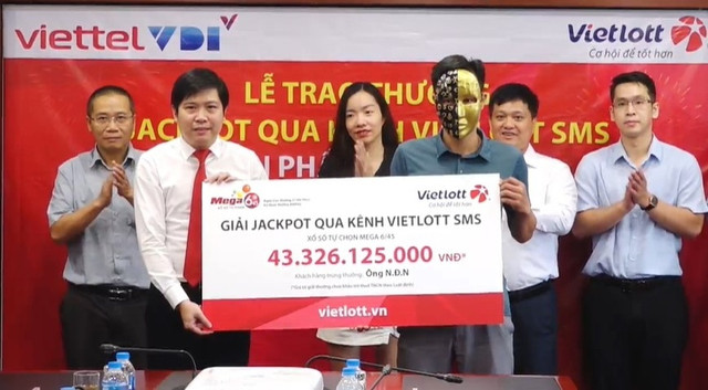 Vietlott lên tiếng trước tin đồn "một người 2 lần lĩnh độc đắc" - Hình 2 Vietlott len tieng truoc tin don