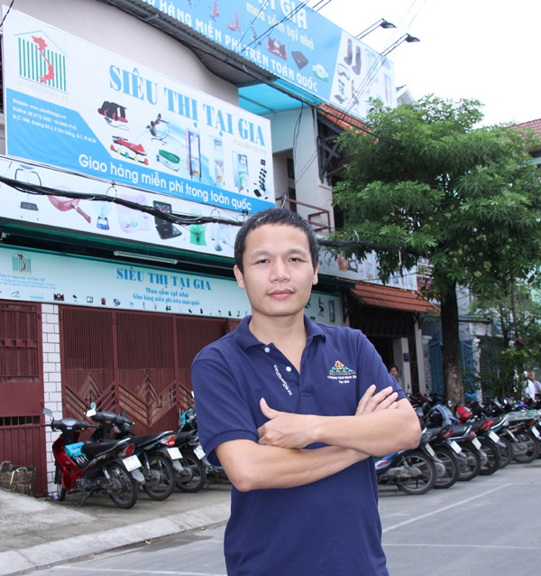 Ông Lê Mạnh Trường, Tổng giám đốc công ty TNHH Xuất nhập khẩu Trường Việt. Ông Lê Mạnh Trường, Tổng giám đốc công ty TNHH Xuất nhập khẩu Trường Việt.