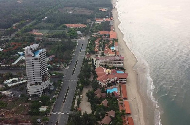 Chốt thời gian cưỡng chế doanh nghiệp 'xài chùa' đất 28 năm Chot thoi gian cuong che doanh nghiep 'xai chua' dat 28 nam