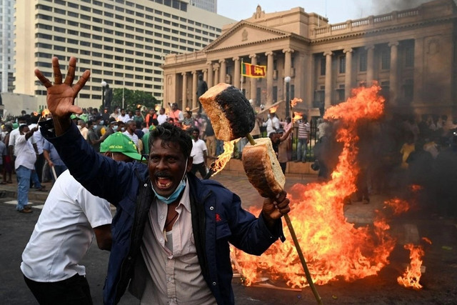 Sri Lanka lún sâu vào khủng hoảng Sri Lanka lun sau vao khung hoang