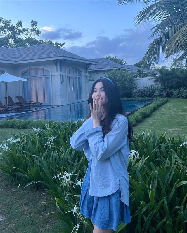 Khoe 2 con đẹp như hoa hậu, Quyền Linh được nhiều người nhận "bố vợ" - Hình 9 Khoe 2 con dep nhu hoa hau, Quyen Linh duoc nhieu nguoi nhan