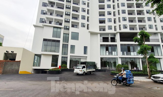 Cận cảnh dự án chung cư nghìn tỷ ồ ạt đưa dân vào ở dù chưa nghiệm thu - Hình 6 Can canh du an chung cu nghin ty o at dua dan vao o du chua nghiem thu-Hinh-6