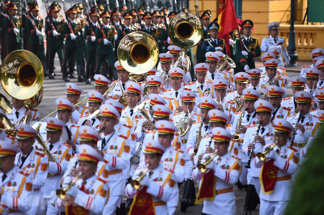 Thủ tướng Phạm Minh Chính chủ trì lễ đón chính thức Thủ tướng Trung Quốc Lý Cường - Hình 4 Thu tuong Pham Minh Chinh chu tri le don chinh thuc Thu tuong Trung Quoc Ly Cuong-Hinh-4