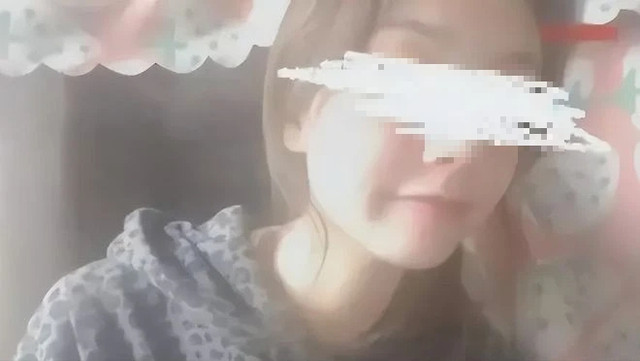 Chú rể sốc khi phát hiện cô dâu ngoại tình với 2 người cùng lúc Chu re soc khi phat hien co dau ngoai tinh voi 2 nguoi cung luc
