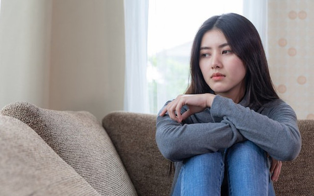 Bị bạn thân phản bội, tôi không muốn ôm mãi mối hận trong lòng Bi ban than phan boi, toi khong muon om mai moi han trong long