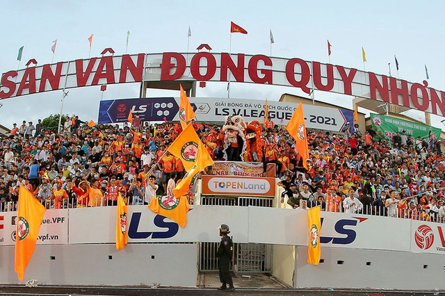 Mệt mỏi vì lây nhiễm COVID-19 trước khai mạc V-League Met moi vi lay nhiem COVID-19 truoc khai mac V-League