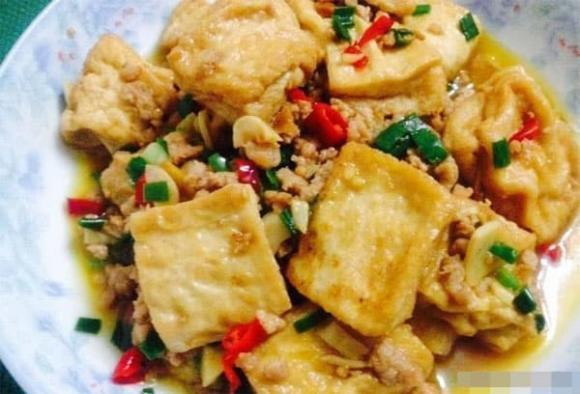 Đây là cách ăn đậu phụ ngon nhất, vừa ngon lại mềm - Hình 3 Day la cach an dau phu ngon nhat, vua ngon lai mem-Hinh-3