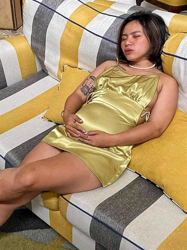 Nữ diễn viên Vbiz đứng vẫn không cao bằng Kỳ Duyên ngồi - Hình 3 Nu dien vien Vbiz dung van khong cao bang Ky Duyen ngoi-Hinh-3