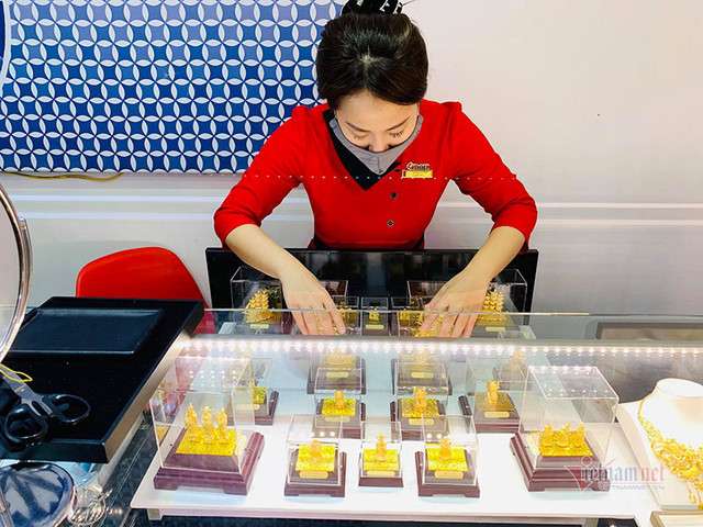 Giá vàng hôm nay 1/1: Đầu năm mở hàng tăng giá Gia vang hom nay 1/1: Dau nam mo hang tang gia