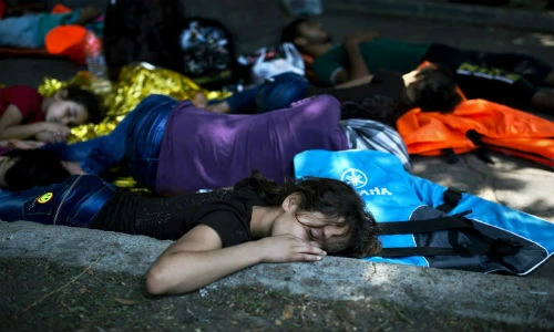 Cảnh di dân Syria mạo hiểm tính mạng sang Châu Âu